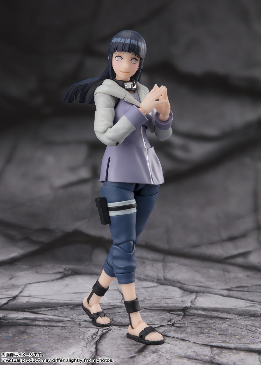 S.H.Figuarts Naruto Shippuden - HINATA HYUGA (Virtuous Byakugan)