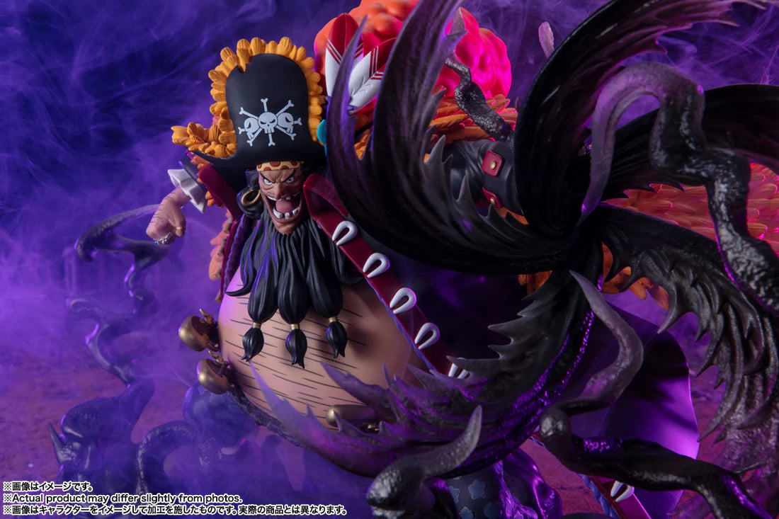 FiguartsZERO ONE PIECE MARSHALL D TEACH KUROUZ EXTRA