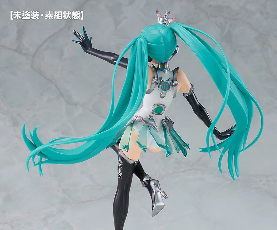 PRE ORDER GOODSMILE Racing Reincarnation Racing Miku 2013 Ver. 1/8 Scale