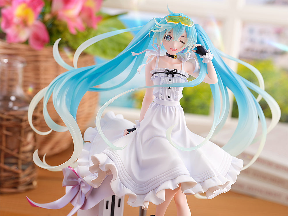 Racing Miku 2021: Vacation Style Ver.