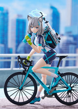 PRE ORDER figma Shiroko Sunaookami (Cycling) DX Edition