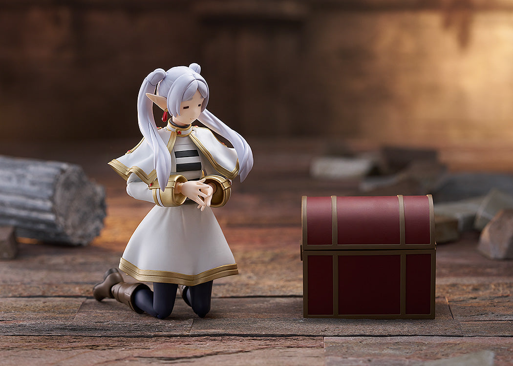 PRE ORDER figma Frieren DX