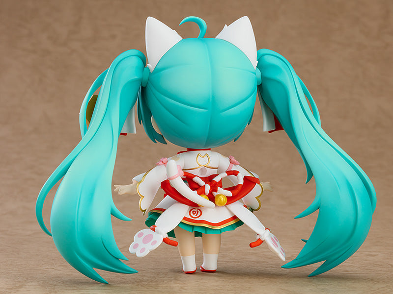 PRE ORDER Nendoroid Hatsune Miku Maneki Miku Ver.