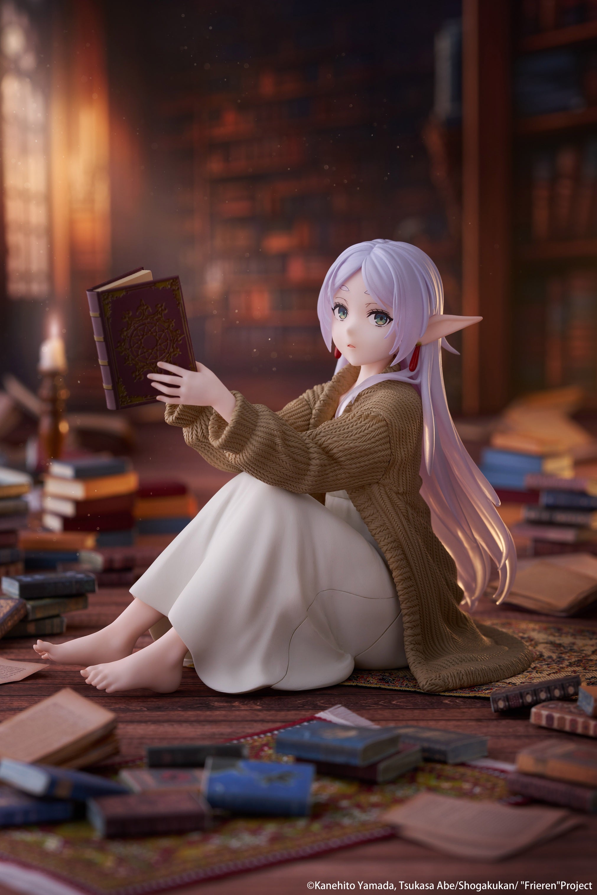 PRE ORDER Desktop Cute Figure Frieren: Beyond Journey's End - Frieren (Roomwear Ver.)