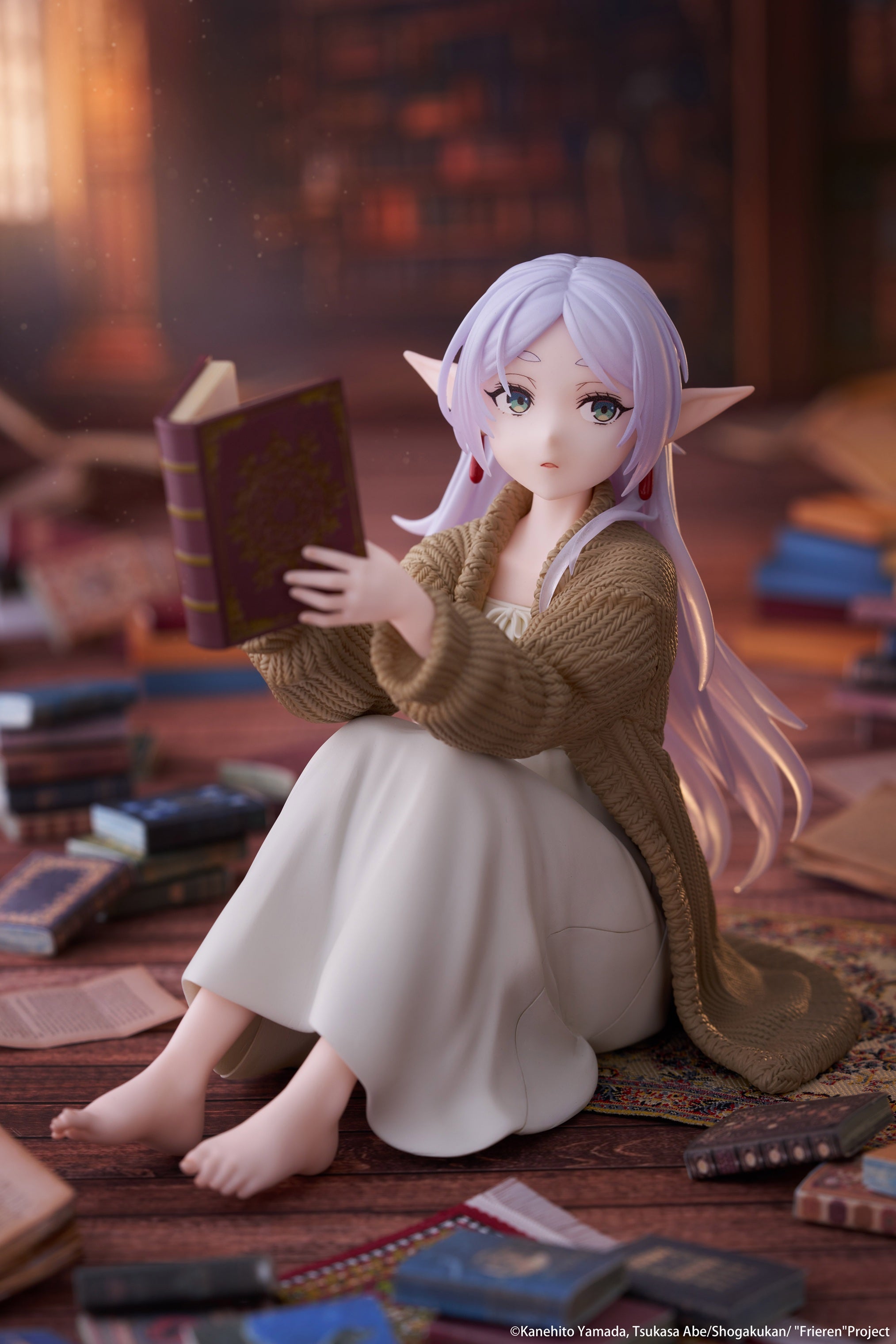 PRE ORDER Desktop Cute Figure Frieren: Beyond Journey's End - Frieren (Roomwear Ver.)