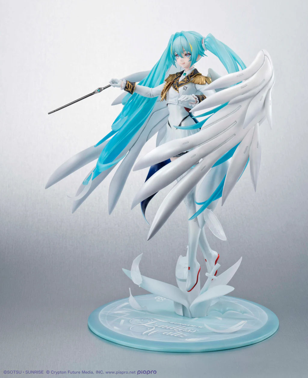 PRE ORDER Lucrea Mobile Suit Gundam 45th Anniversary X Hatsune Miku - Hatsune Miku X Wing Gundam Zero EW 1/7 Scale