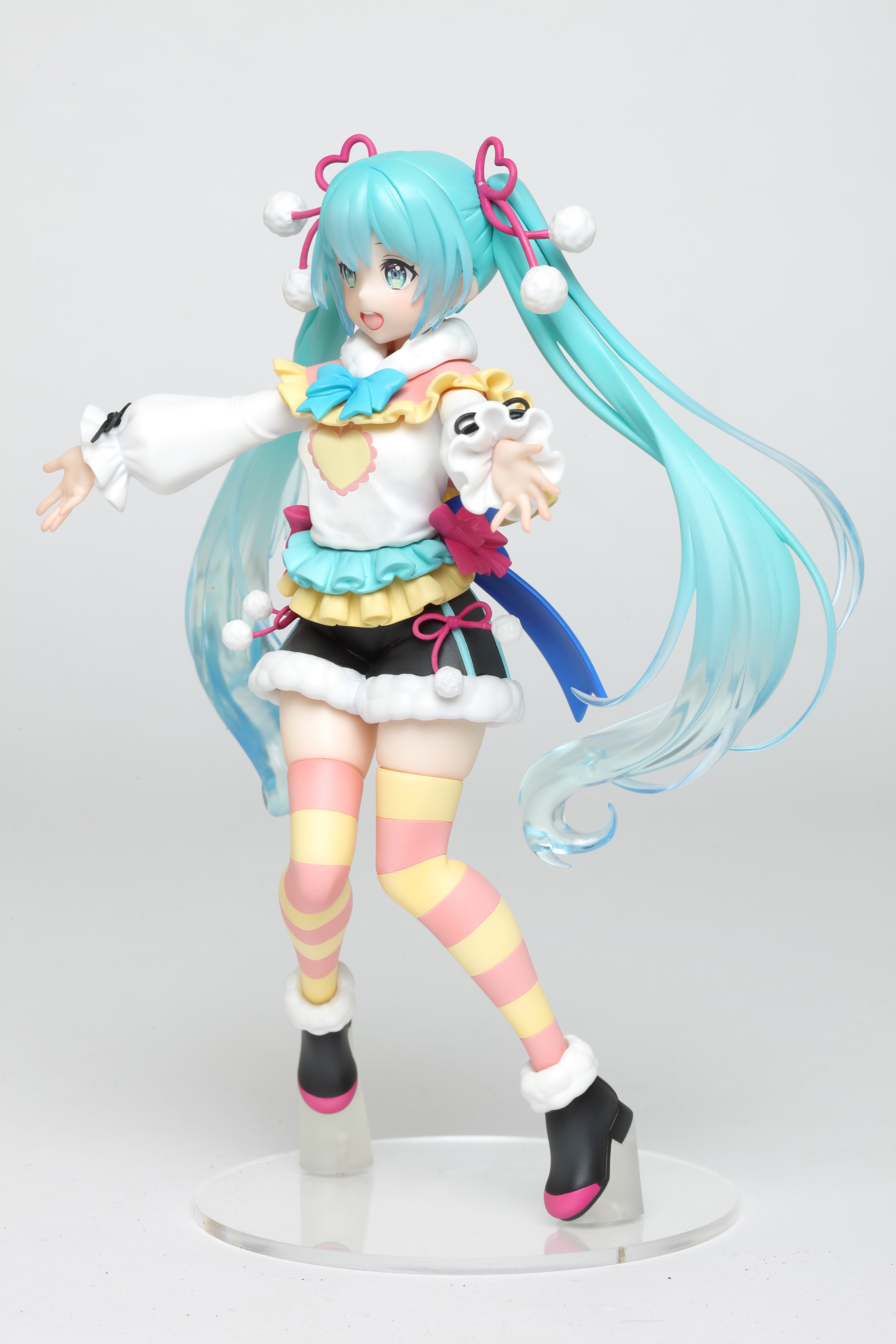 [VIP] Vocaloid Hatsune Miku Figure - Winter Image Ver. -