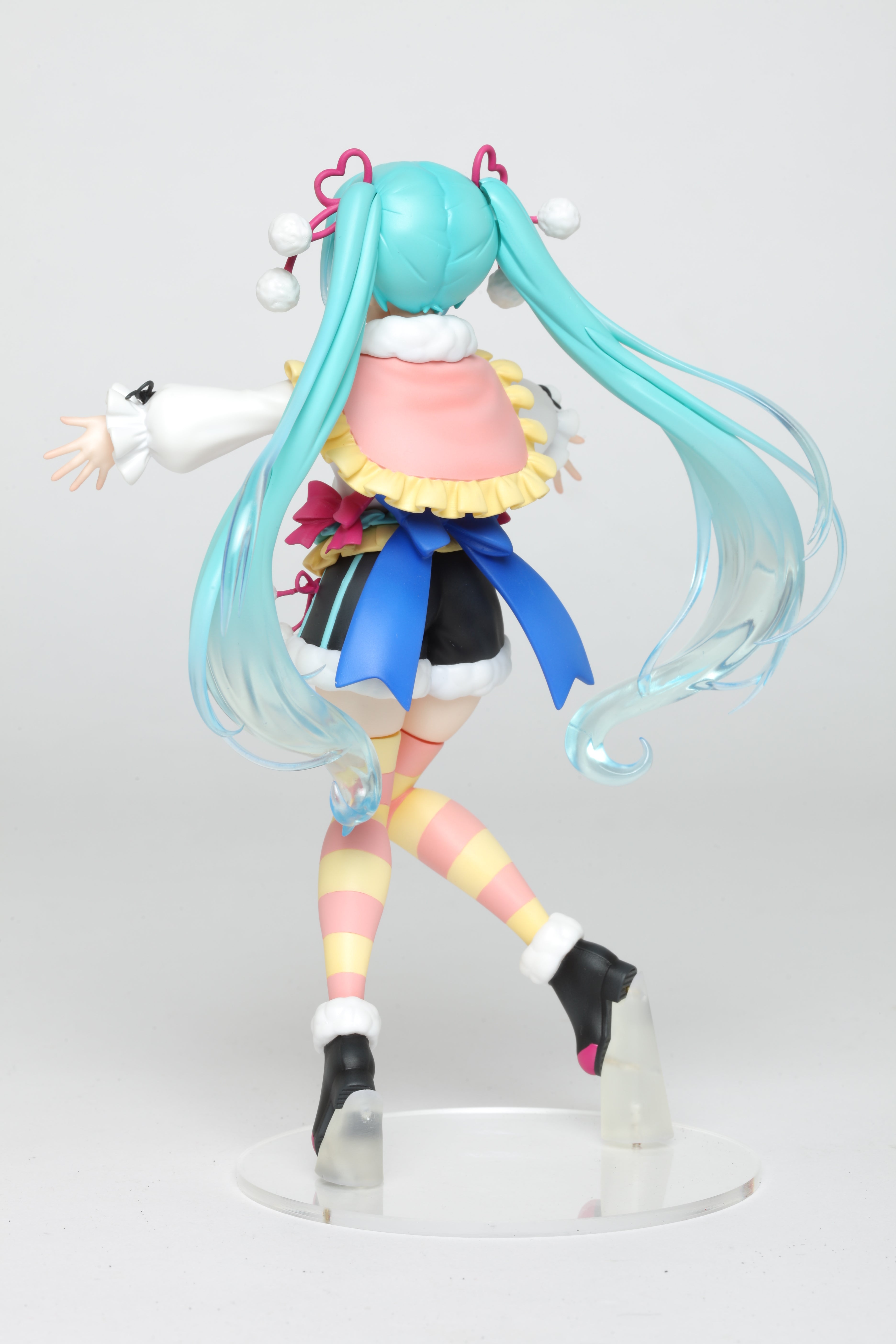 Vocaloid Hatsune Miku Figure - Winter Image Ver. -