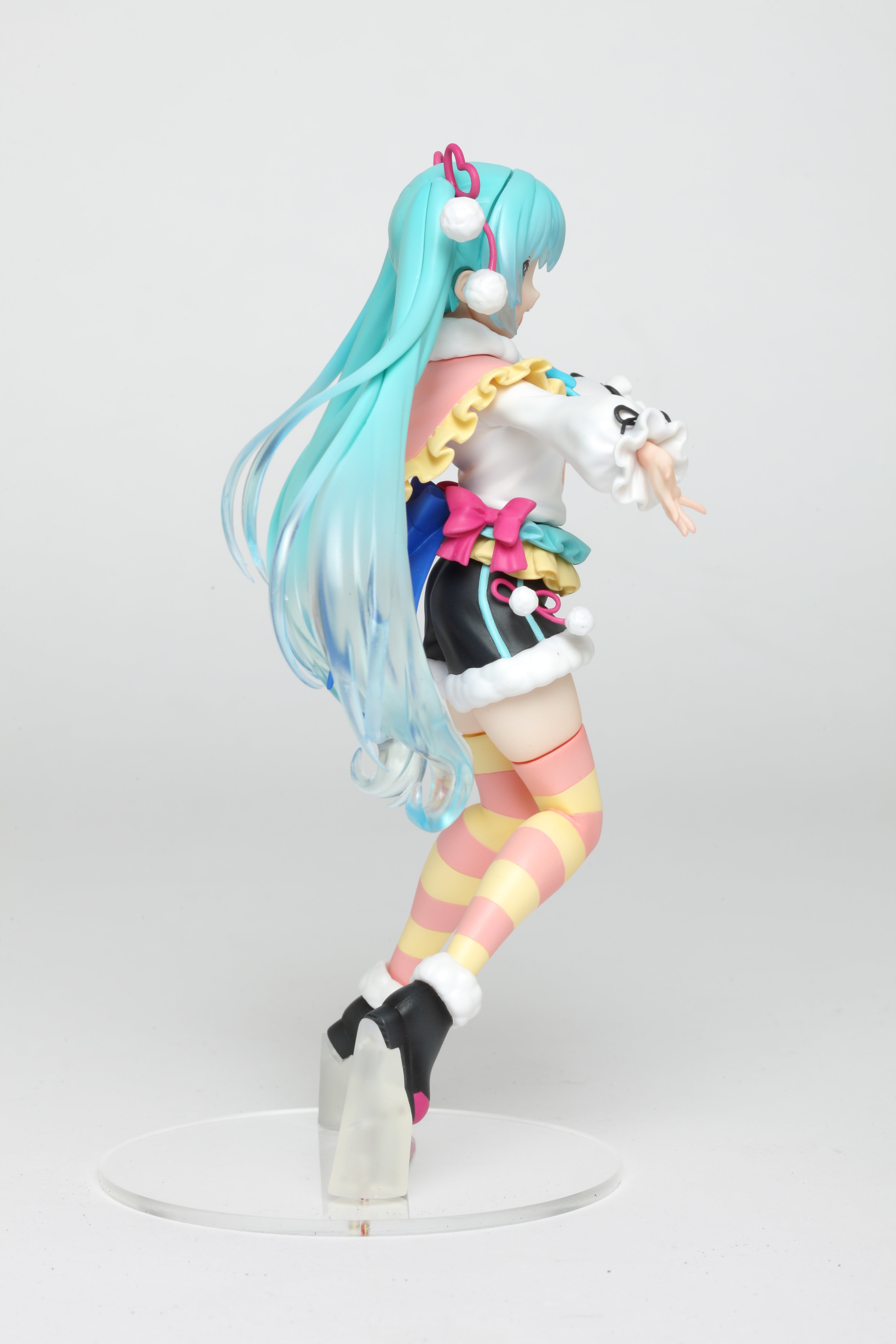 Vocaloid Hatsune Miku Figure - Winter Image Ver. -